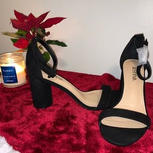 JUSTFAB Cylinder Heeled Sandals